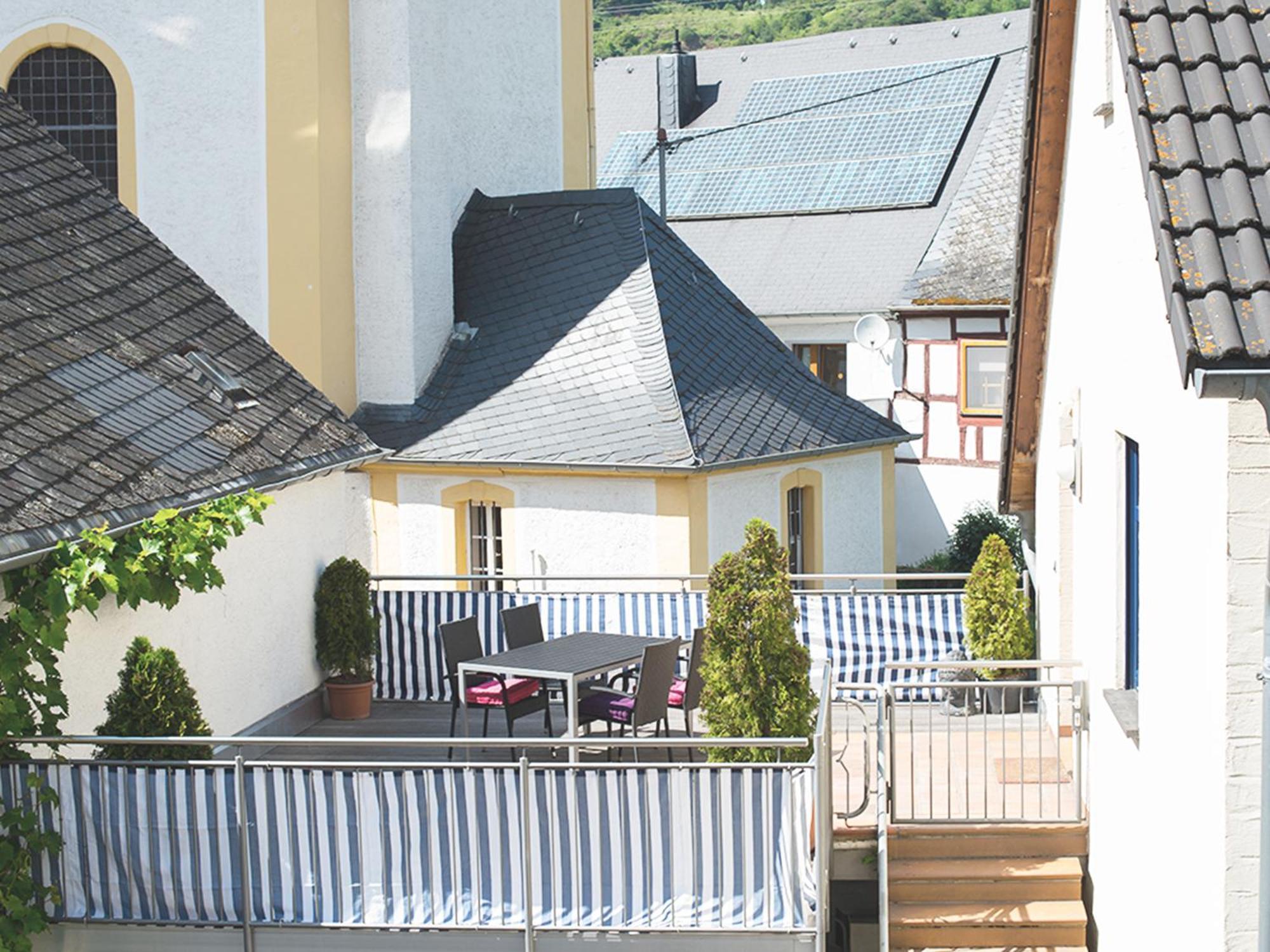 Ferienweingut Luetz Apartment Punderich Exterior photo